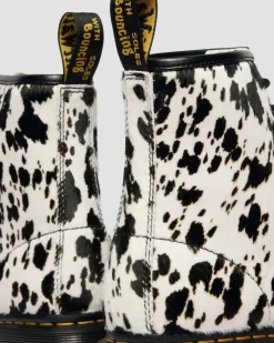 Boots 1460 Bex en cuir Hair On dalmatien in Crème & Noir