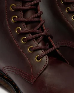 Boots 1460 en cuir Crazy Horse in Rouge Cherry Red