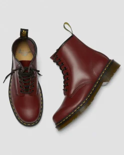 Boots 1460 en cuir Smooth à lacets in Rouge Cherry Red