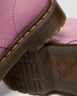 Boots 1460 en cuir souple in Rose Poudré