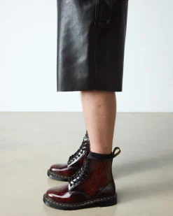 Boots 1460 Inferno en cuir à lacets in Rouge Cherry Red
