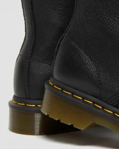 Boots 1460 Pascal en cuir Virginia à lacets in Noir