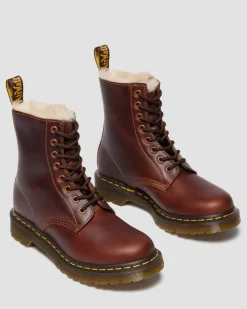Boots 1460 Serena Doublées de Fourrure Synthétique in Toffee