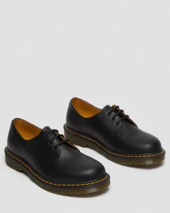Chaussures 1461 en cuir Smooth in Noir