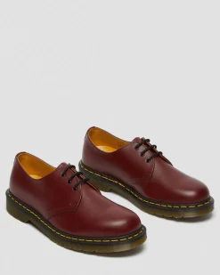 Chaussures 1461 en cuir Smooth in Rouge Cherry Red