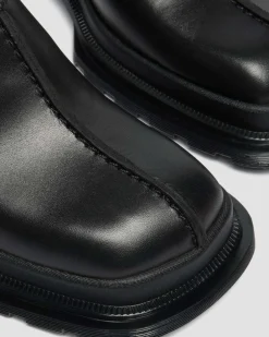 Mules Maybole en cuir à bouts carrés in Noir