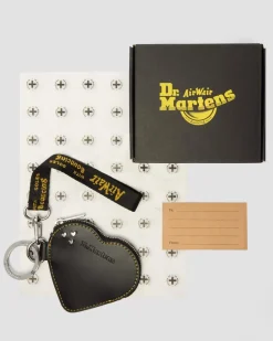 Porte-monnaie en forme de cœur en cuir avec anneau in Noir