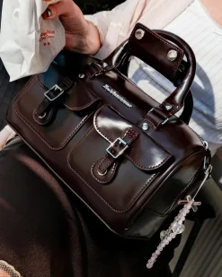 Sac en cuir Rub Off à anses supérieures vegan in Rouge Cherry Red